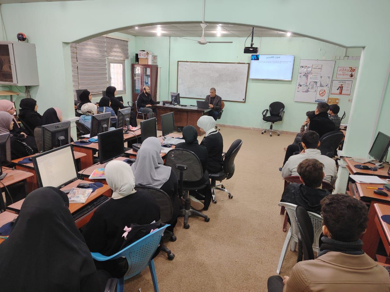 ندوة إرشادية حول الذكاء الاصطناعي وعلاقته الابتزاز الإلكتروني