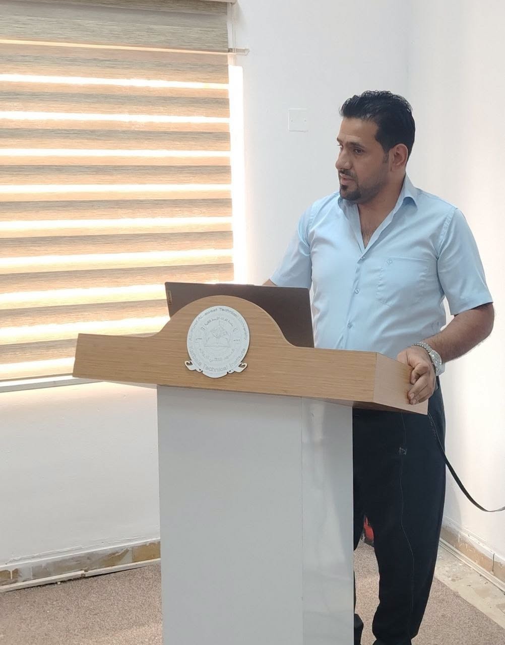 د حاكم طاقة متجددة